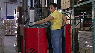 Forklift: Operating Forklifts Safely